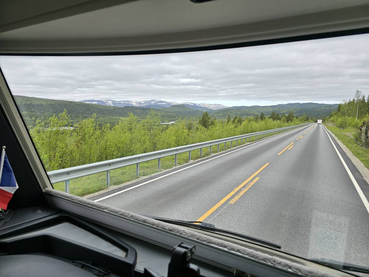 (cliquez pour agrandir) Sur la route du Nordkapp